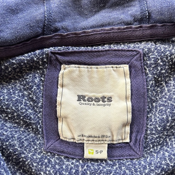 Roots long zip up hoodie. Blue. Size small - Picture 3 of 4